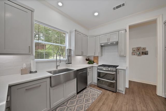 3105 Sunset Lane, Dalworthington Gardens, TX 76016