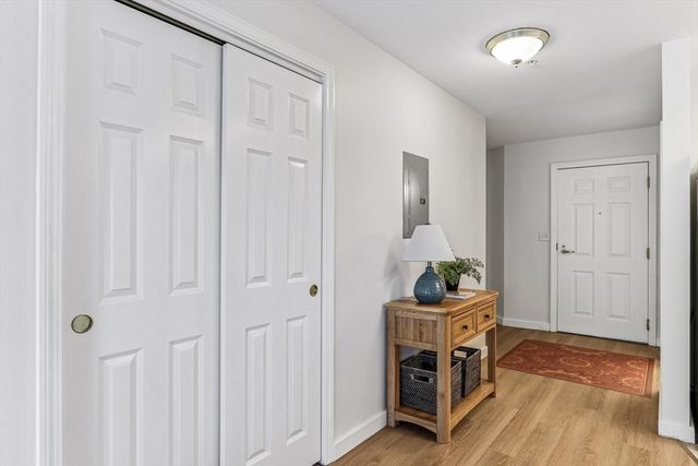 34 Meetinghouse Lane 207, Stow, MA 01775