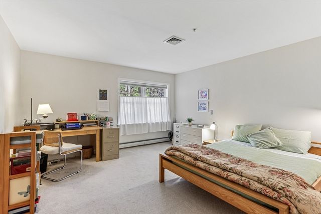 34 Meetinghouse Lane 207, Stow, MA 01775