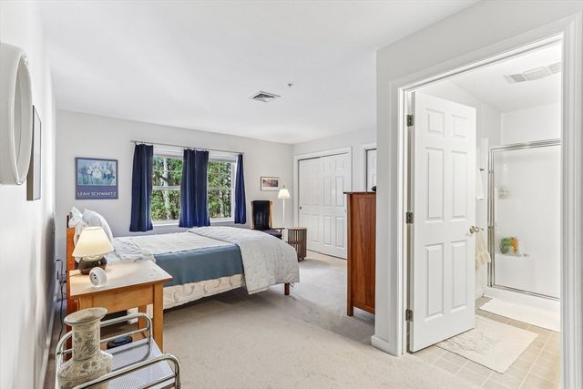 34 Meetinghouse Lane 207, Stow, MA 01775