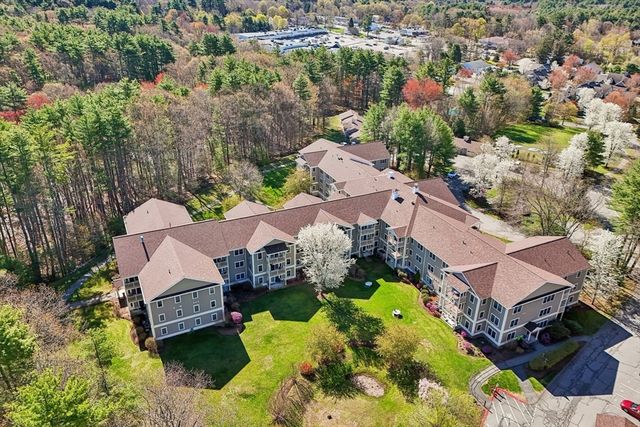 34 Meetinghouse Lane 207, Stow, MA 01775