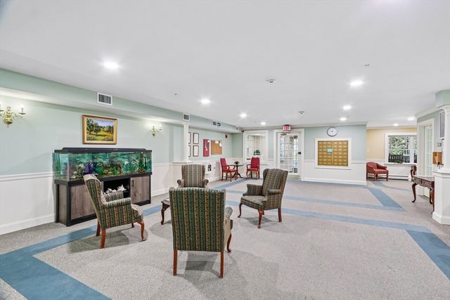 34 Meetinghouse Lane 207, Stow, MA 01775