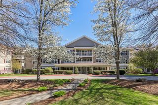 34 Meetinghouse Lane 207, Stow, MA 01775