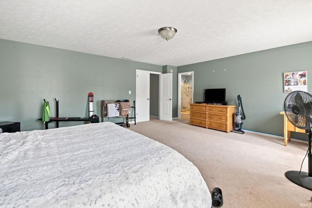2532 Yeoman Lane, West Lafayette, IN 47906