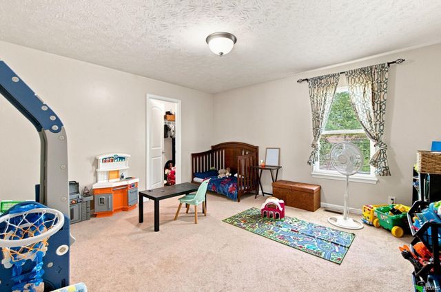 2532 Yeoman Lane, West Lafayette, IN 47906