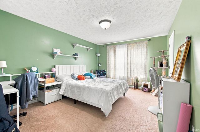 2532 Yeoman Lane, West Lafayette, IN 47906