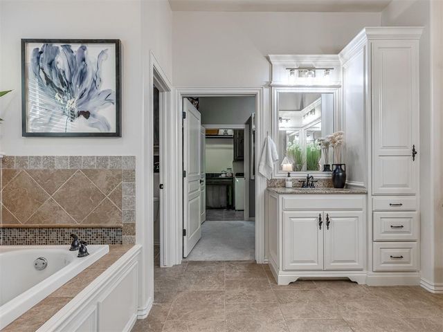 2554 Rivanna Way, Edmond, OK 73034