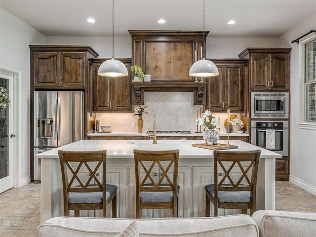 2554 Rivanna Way, Edmond, OK 73034