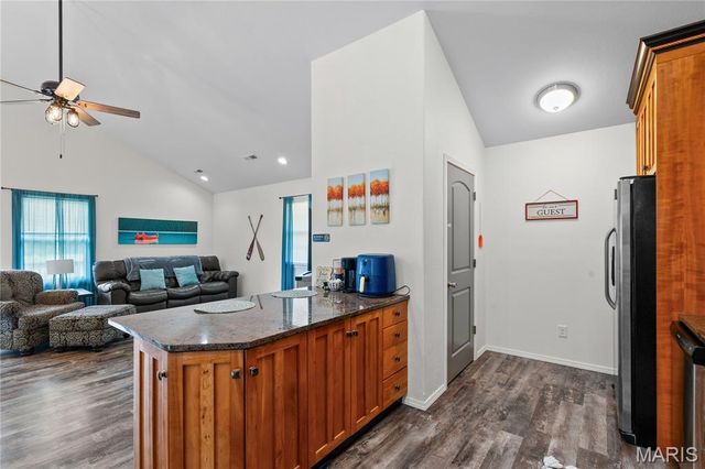 1457 Riverway Drive, Doniphan, MO 63935