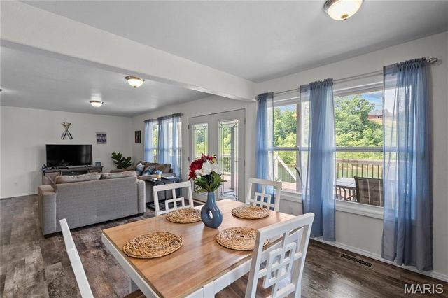 1457 Riverway Drive, Doniphan, MO 63935