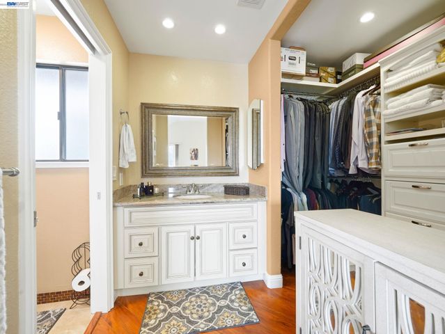 6332 Buena Vista Dr B, Newark, CA 94560