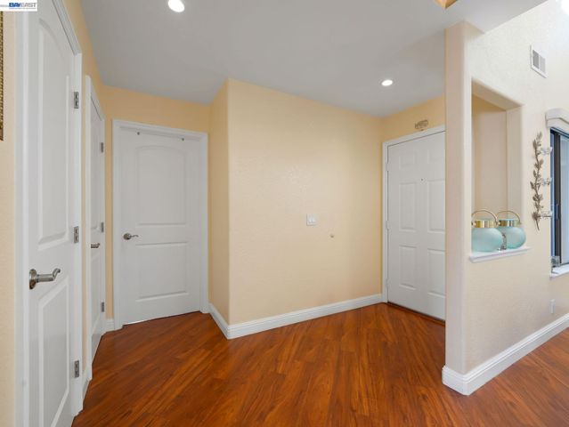 6332 Buena Vista Dr B, Newark, CA 94560