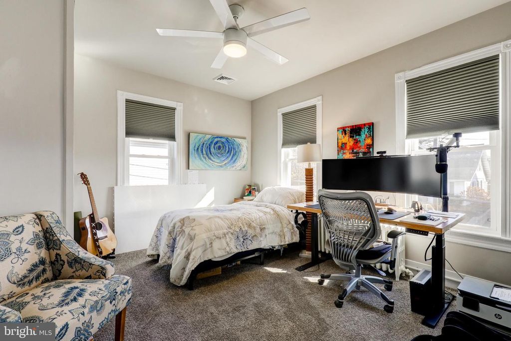 Image 20 of property listing at 90 N REAMSTOWN RD, Stevens, PA 17567