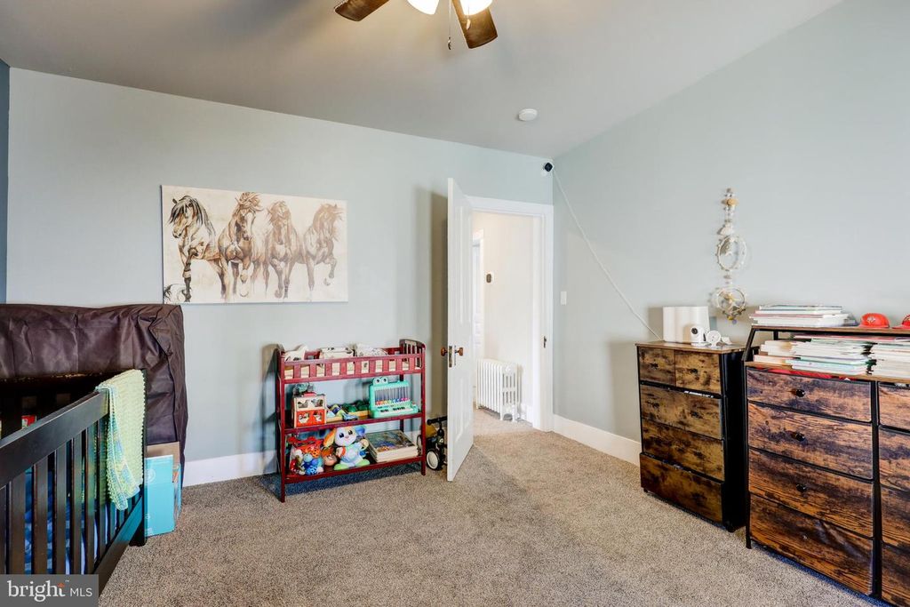 Image 23 of property listing at 90 N REAMSTOWN RD, Stevens, PA 17567