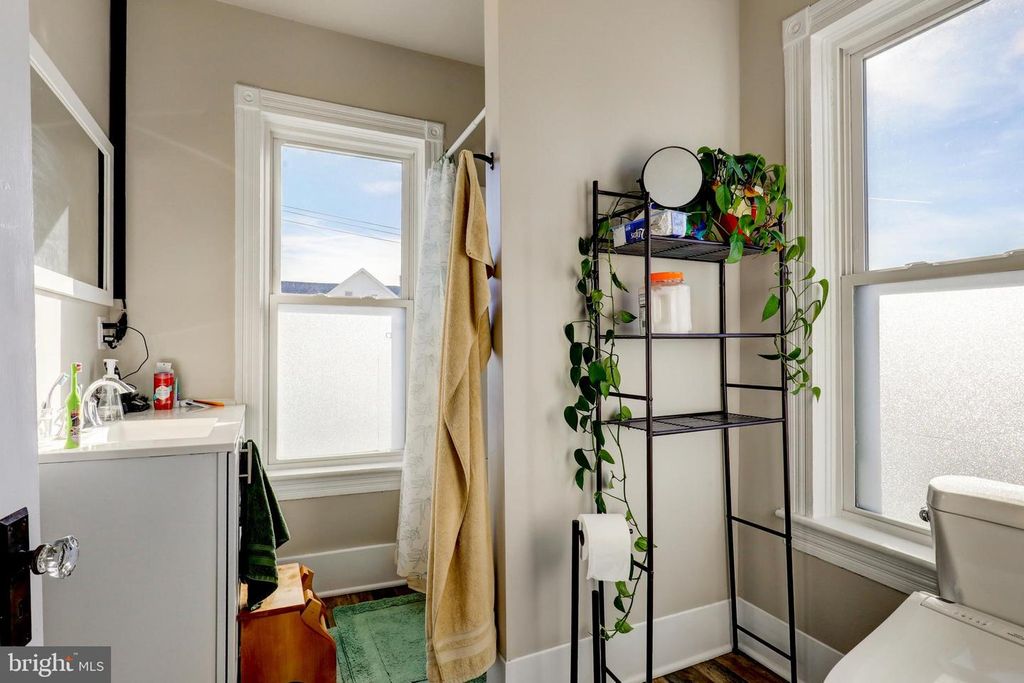 Image 24 of property listing at 90 N REAMSTOWN RD, Stevens, PA 17567