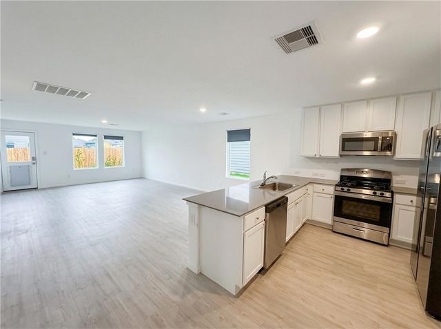 9201 Wilde Way, Corpus Christi, TX 78410