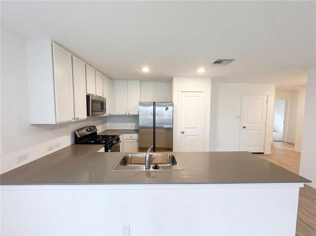 9201 Wilde Way, Corpus Christi, TX 78410