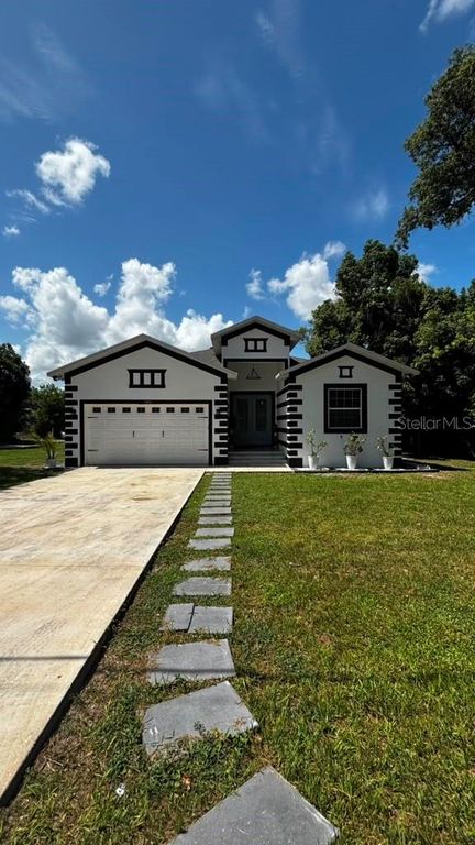Image 1 of property listing at 36842 CENTER AVE, Dade City, FL 33525