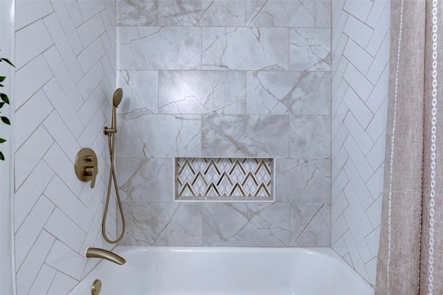 1423 Sand Lake Lane, Richmond, TX 77407