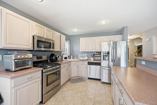 114 Crystal Hill Drive, Pomona, NY 10970