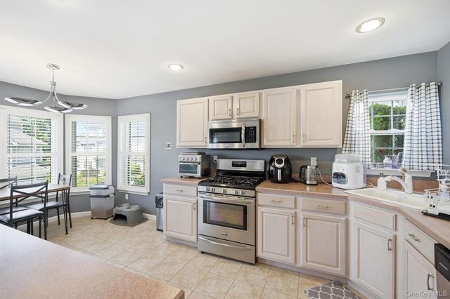 114 Crystal Hill Drive, Pomona, NY 10970