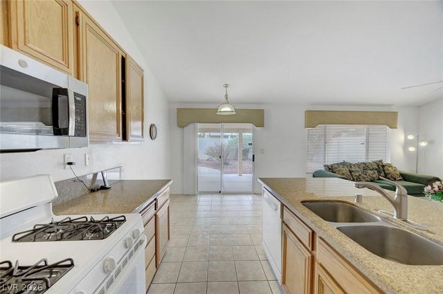 6073 Shadow Oak Drive, North Las Vegas, NV 89031