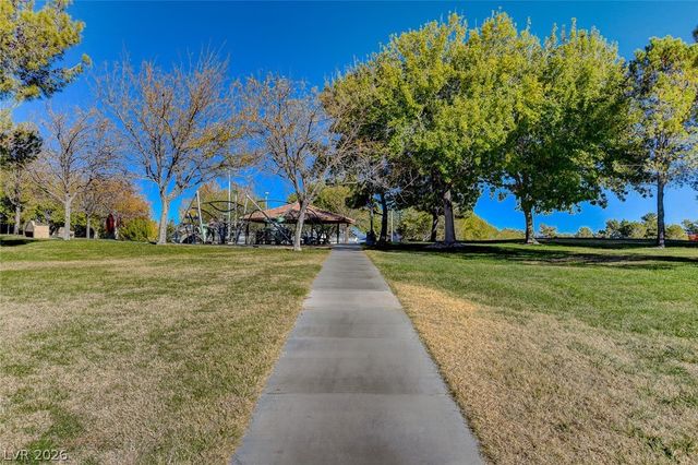 6073 Shadow Oak Drive, North Las Vegas, NV 89031