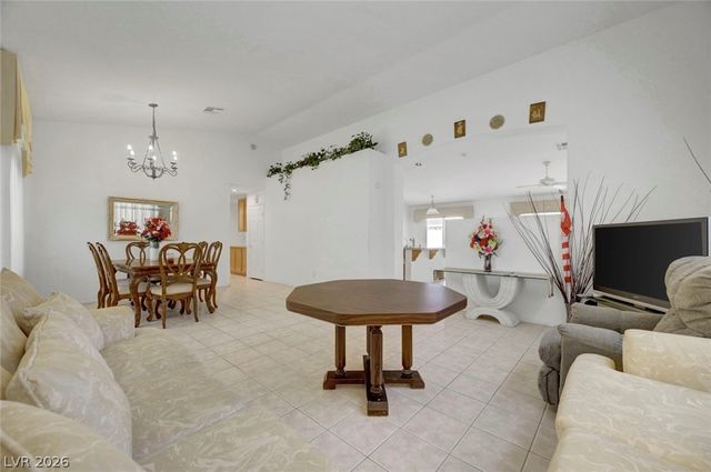 6073 Shadow Oak Drive, North Las Vegas, NV 89031