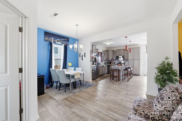 5126 Saddleback Drive, Mount Holly, NC 28120