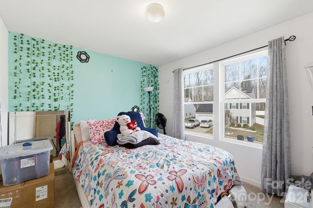 5126 Saddleback Drive, Mount Holly, NC 28120