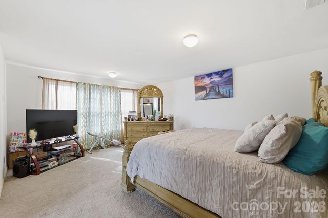 5126 Saddleback Drive, Mount Holly, NC 28120