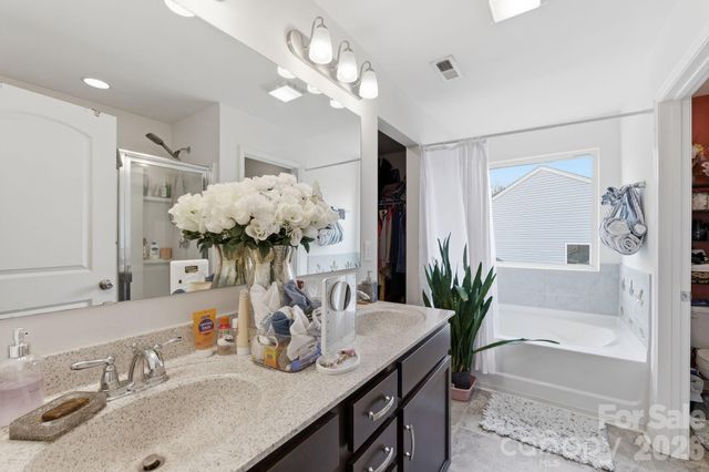 5126 Saddleback Drive, Mount Holly, NC 28120