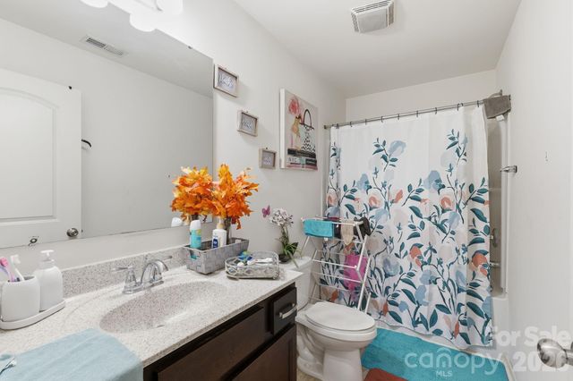 5126 Saddleback Drive, Mount Holly, NC 28120