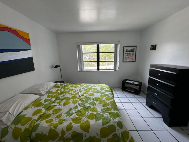 3105 Oakland Shores Drive J207, Oakland Park, FL 33309