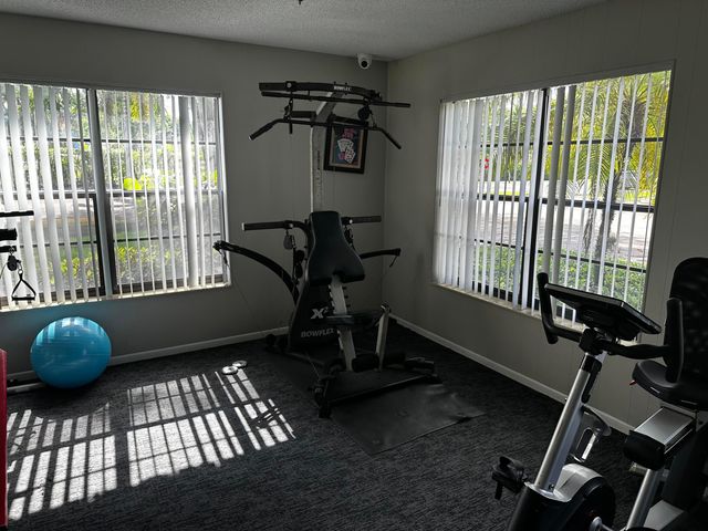 3105 Oakland Shores Drive J207, Oakland Park, FL 33309