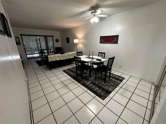 3105 Oakland Shores Drive J207, Oakland Park, FL 33309