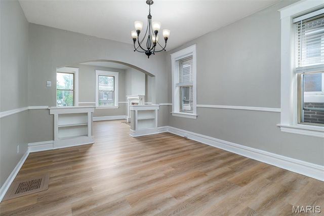 4741 Idaho Avenue, St Louis, MO 63111