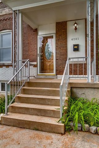 4741 Idaho Avenue, St Louis, MO 63111