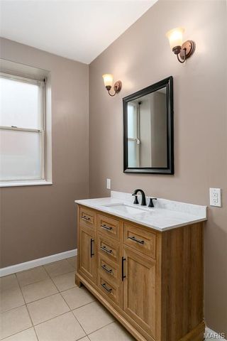 4741 Idaho Avenue, St Louis, MO 63111