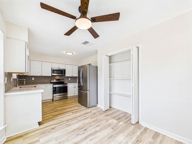 12707 Corning Dr, Houston, TX 77089