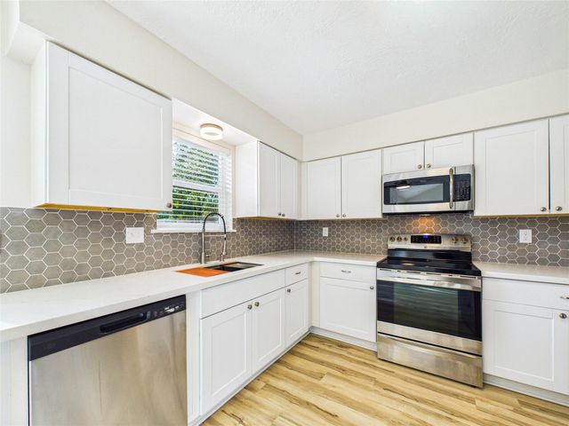 12707 Corning Dr, Houston, TX 77089