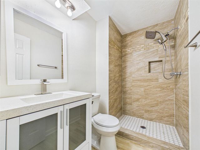 12707 Corning Dr, Houston, TX 77089