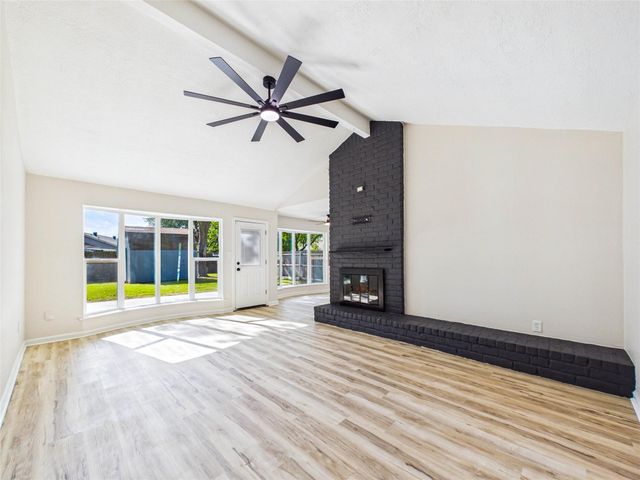 12707 Corning Dr, Houston, TX 77089