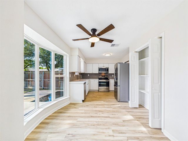 12707 Corning Dr, Houston, TX 77089