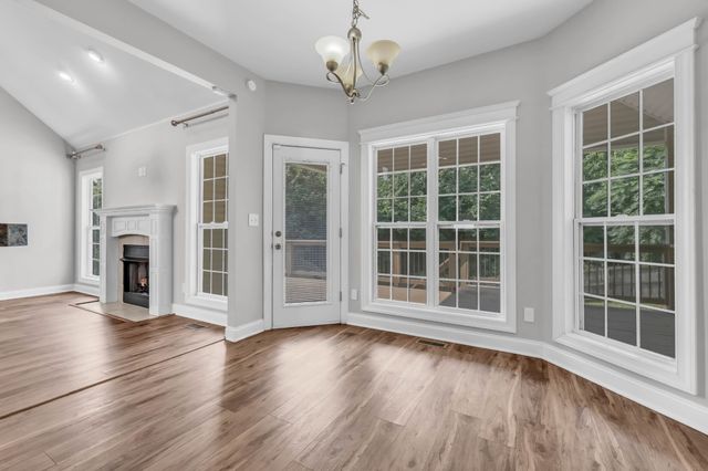 1156 Stillwood Dr, Clarksville, TN 37042