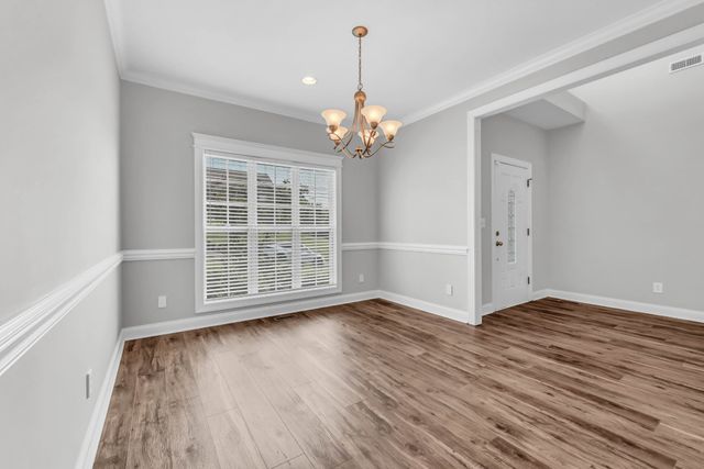 1156 Stillwood Dr, Clarksville, TN 37042