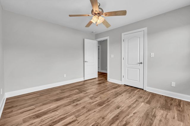 1156 Stillwood Dr, Clarksville, TN 37042