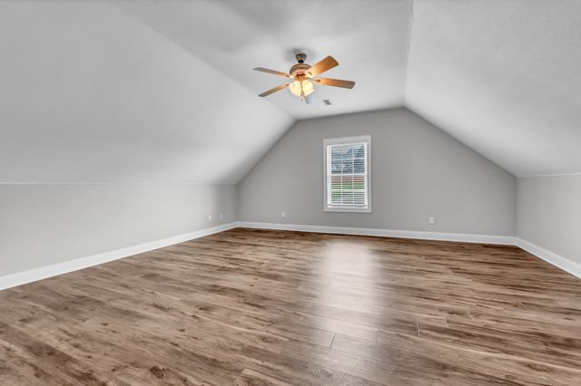 1156 Stillwood Dr, Clarksville, TN 37042