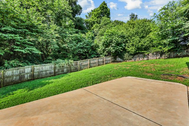 1156 Stillwood Dr, Clarksville, TN 37042