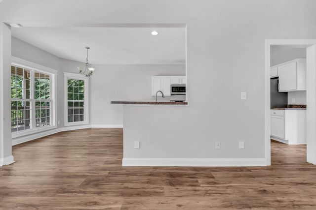 1156 Stillwood Dr, Clarksville, TN 37042